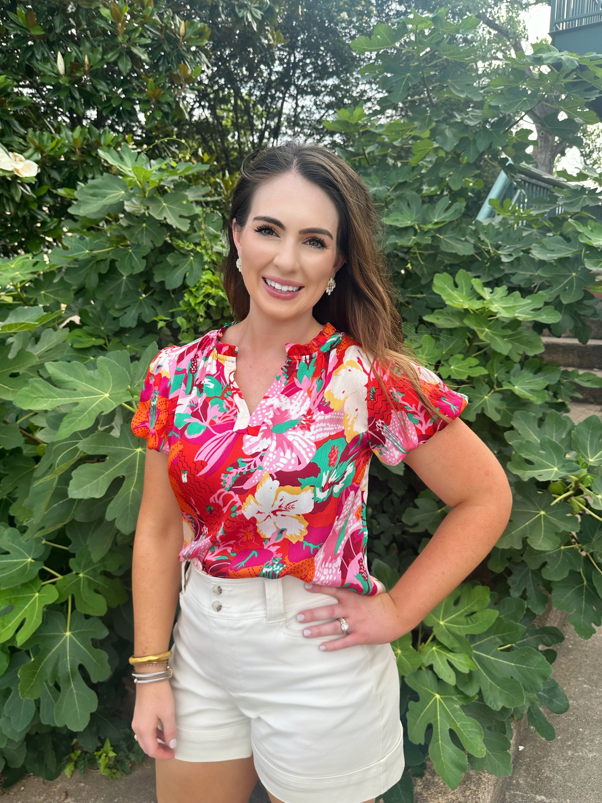 The Franics top by Washco Apparel is a floral print we could not resist! This floral print is great for any year round occasion.