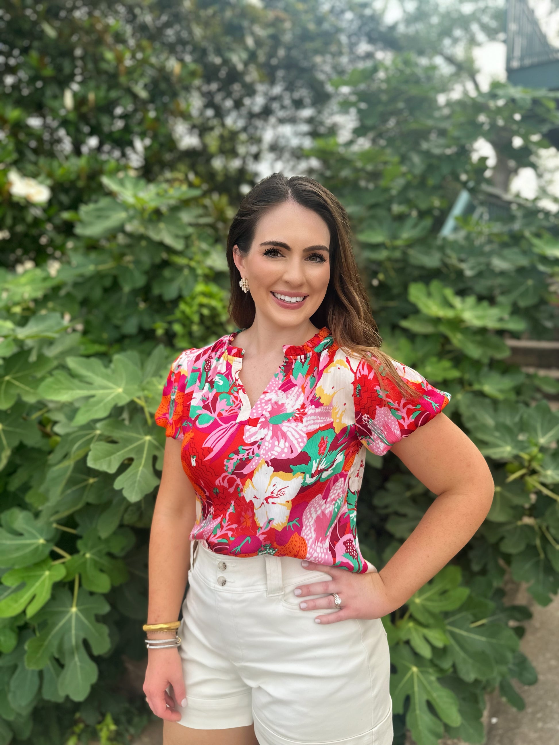 The Franics top by Washco Apparel is a floral print we could not resist! This floral print is great for any year round occasion.