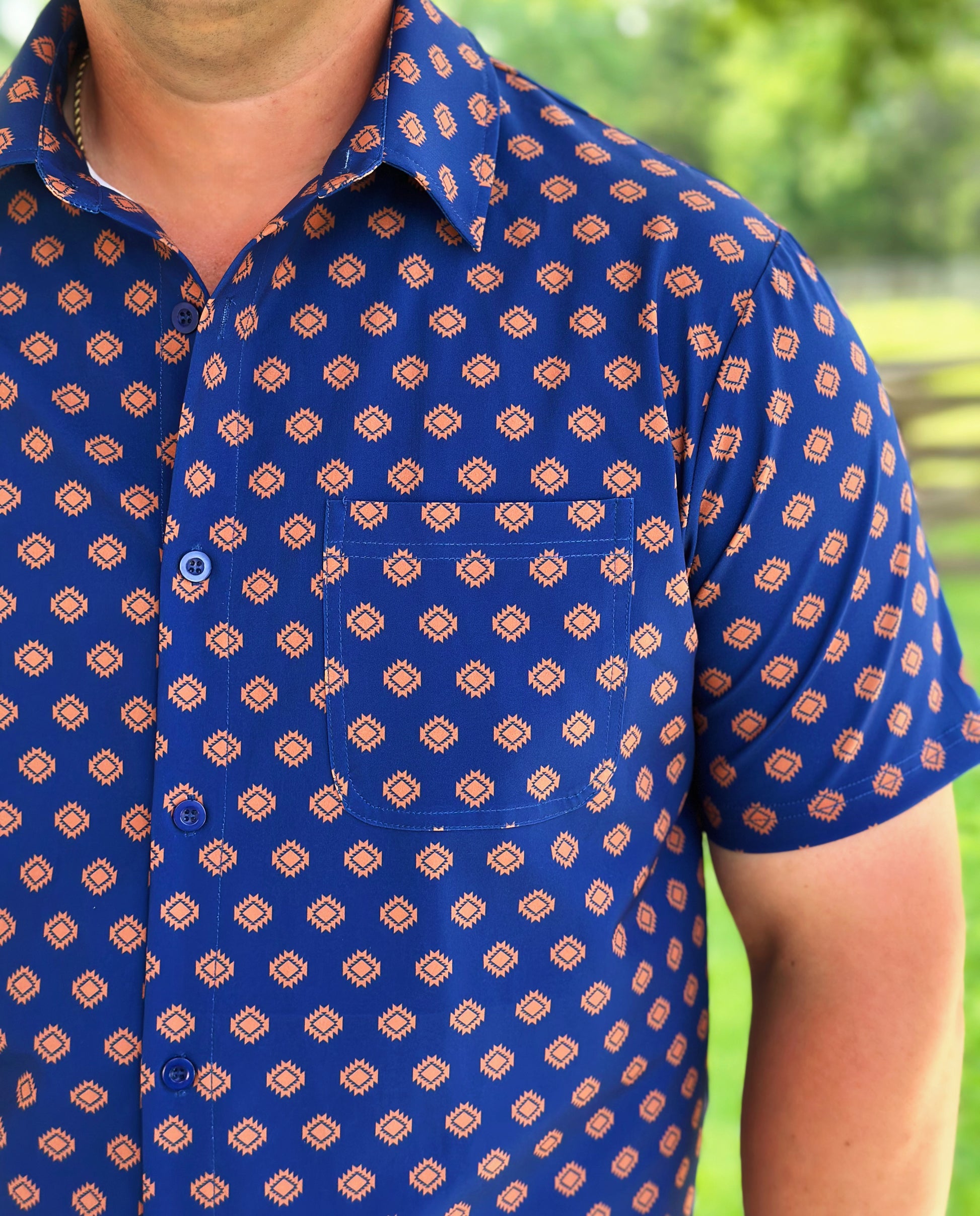 Washco Apparel - The Jeff Performance Button Down Details